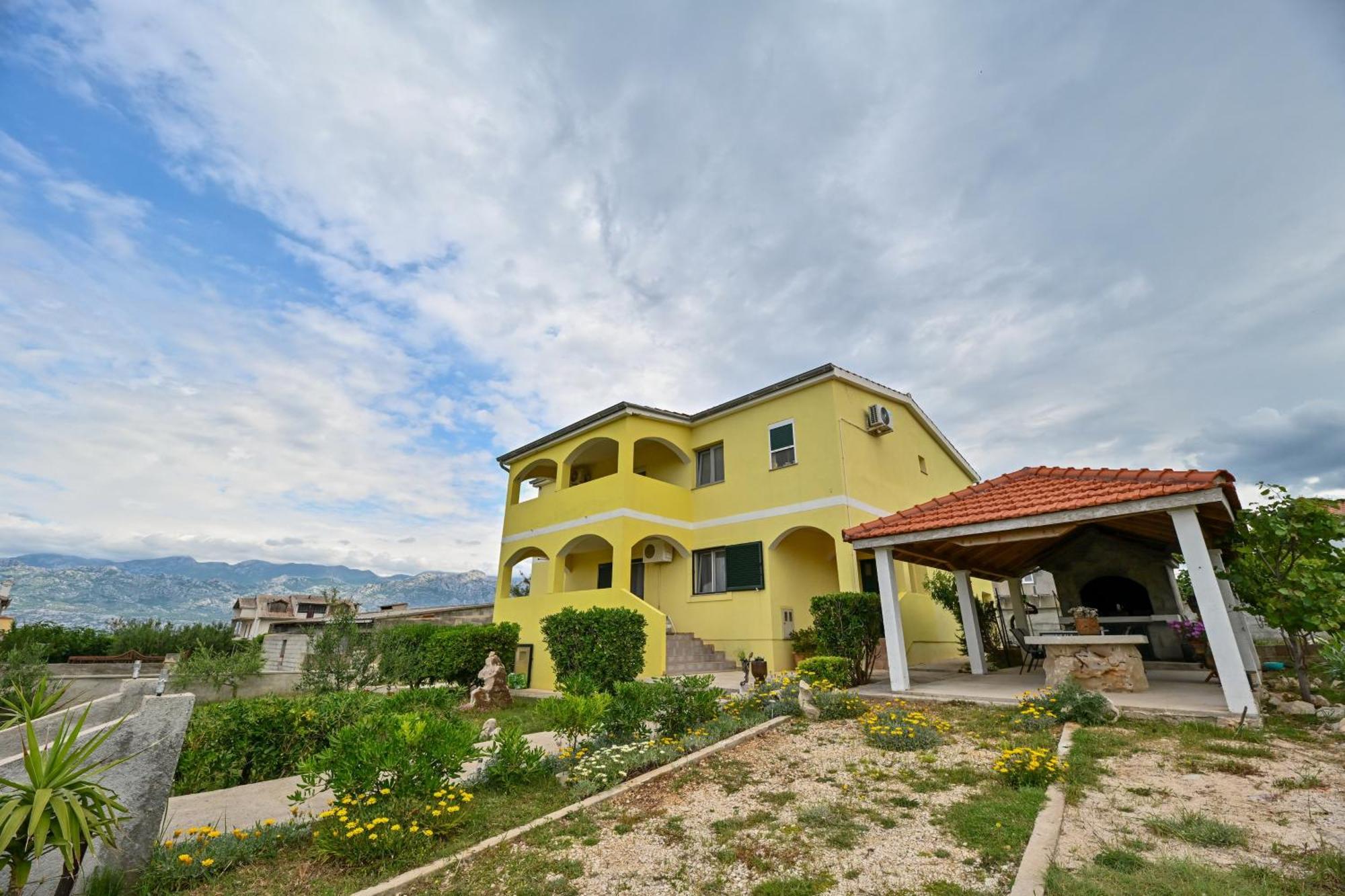 Apartment Razanac Nikola 2 Bagian luar foto